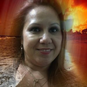 Meet your Posher, Raquel